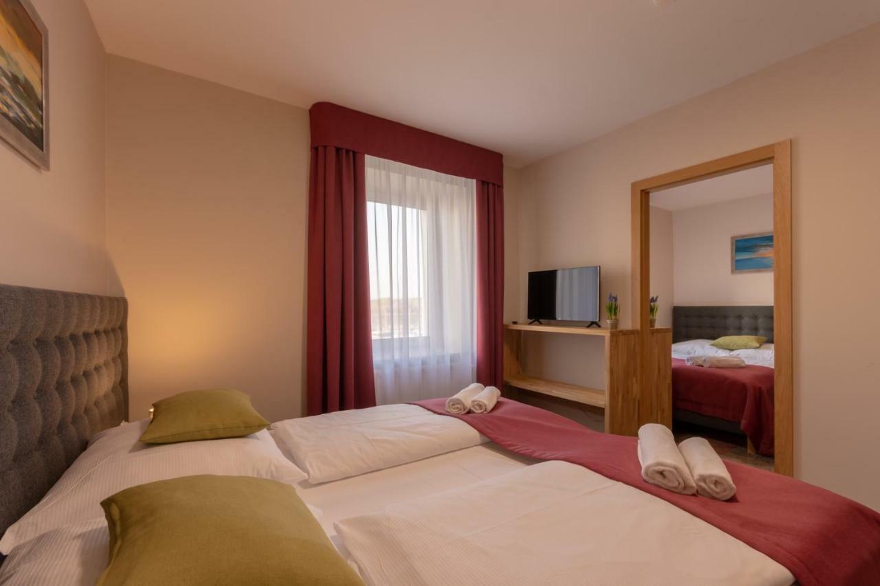 Marina Pallatium Premium Floor Kamien Pomorski Esterno foto